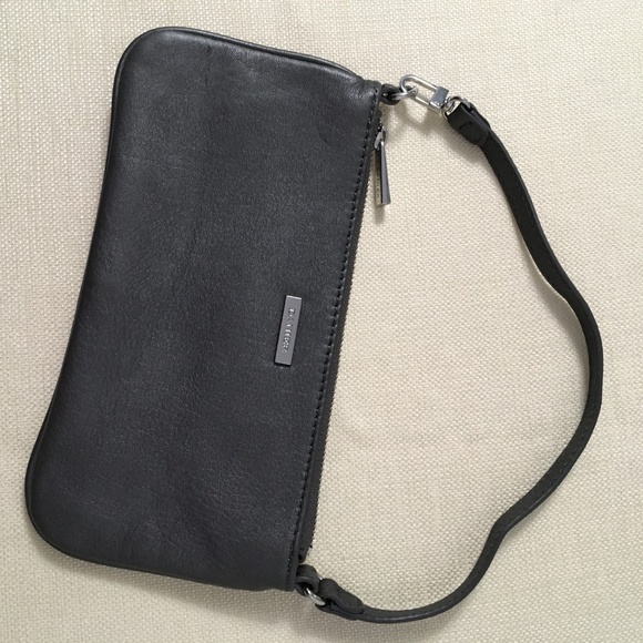 Danier Leather Wristlet in Pewter - Picture 5 of 8